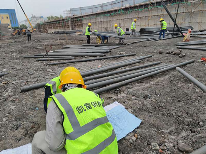 河北区螺栓球网架结构